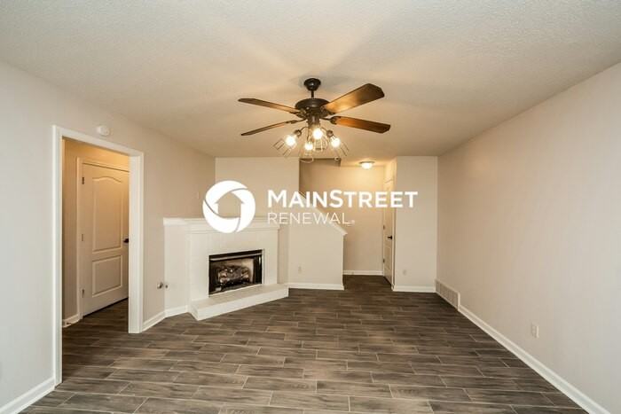 9204 Lazzini Cv - Photo 3 of 17