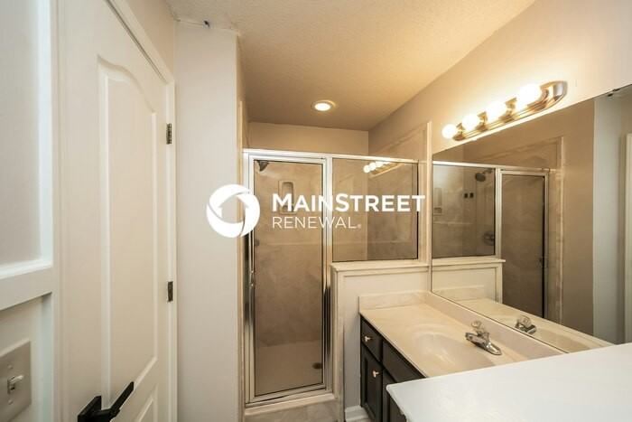 9204 Lazzini Cv - Photo 7 of 17