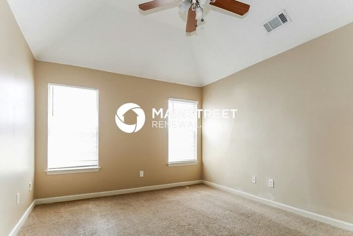 1393 Marhill Cove - Photo 7 of 14