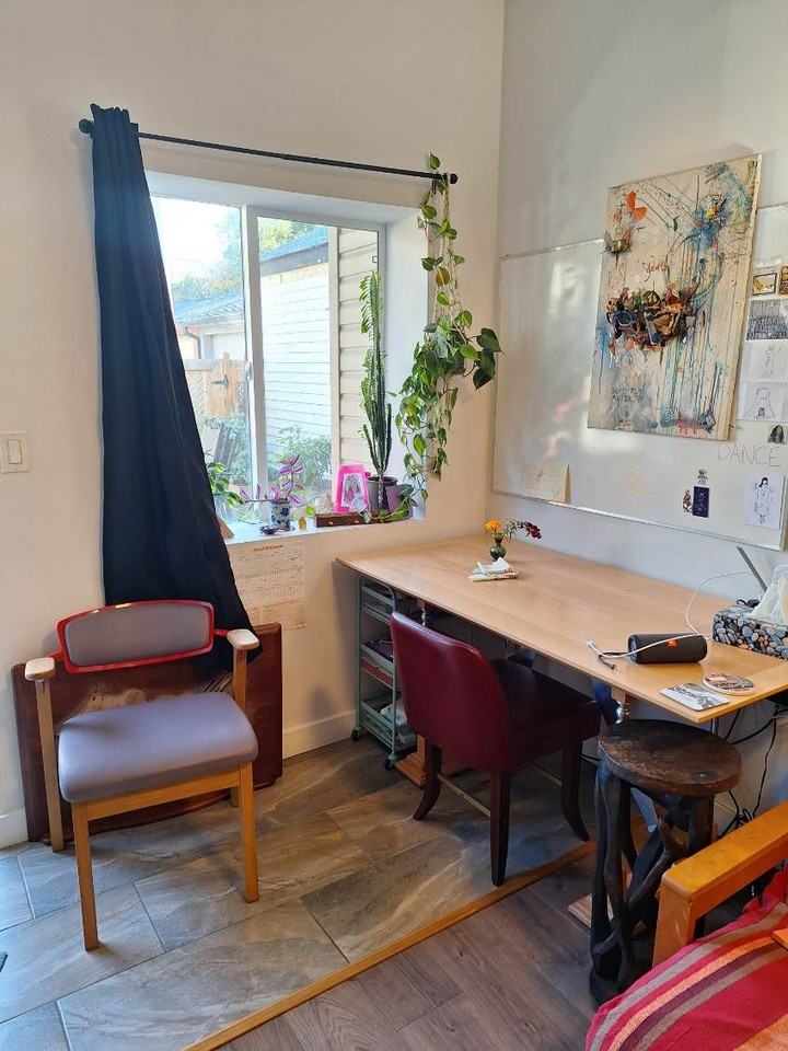 2140 Dundas Street West #C - Photo 2 of 13