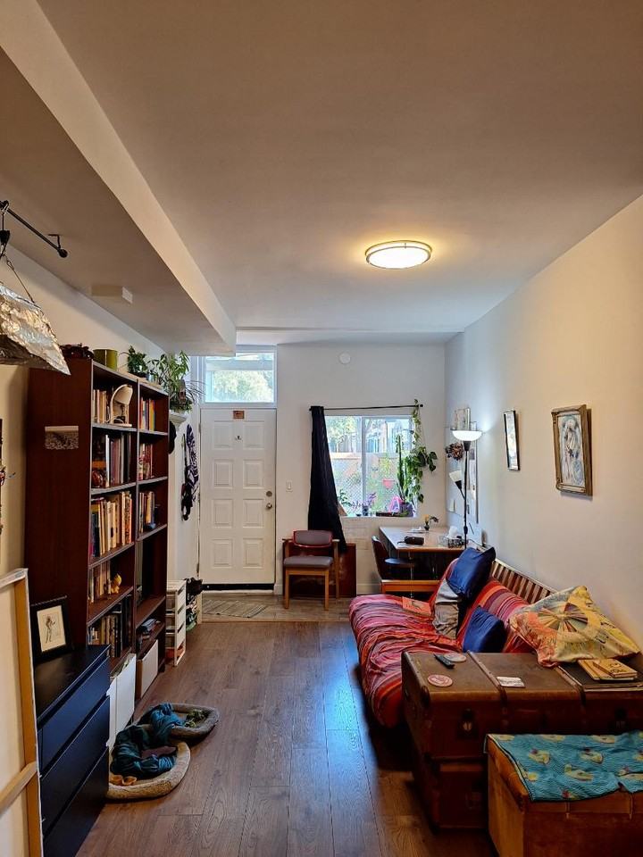 2140 Dundas Street West #C - Photo 6 of 13