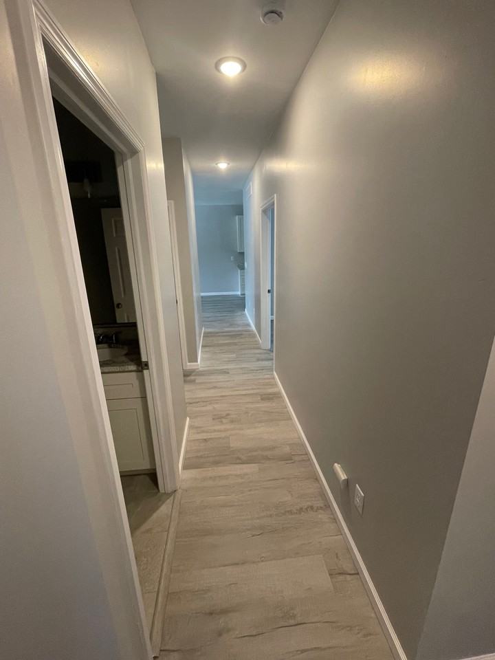 94 Timber Hill Dr - Photo 5 of 15