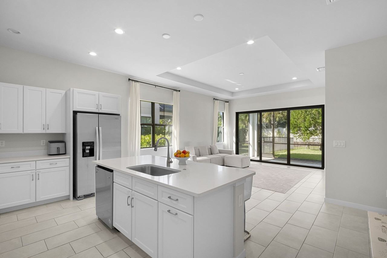 14720 Kingfisher Loop #14720 - Photo 3 of 13