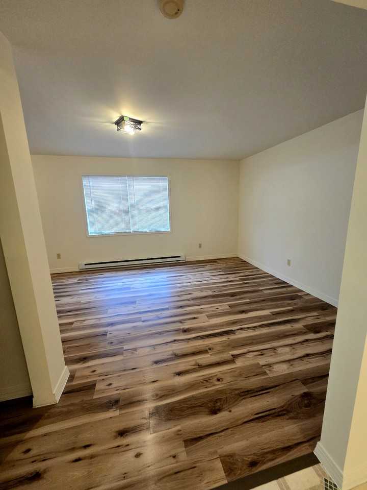 10819 Washington Ct #E - Photo 2 of 19