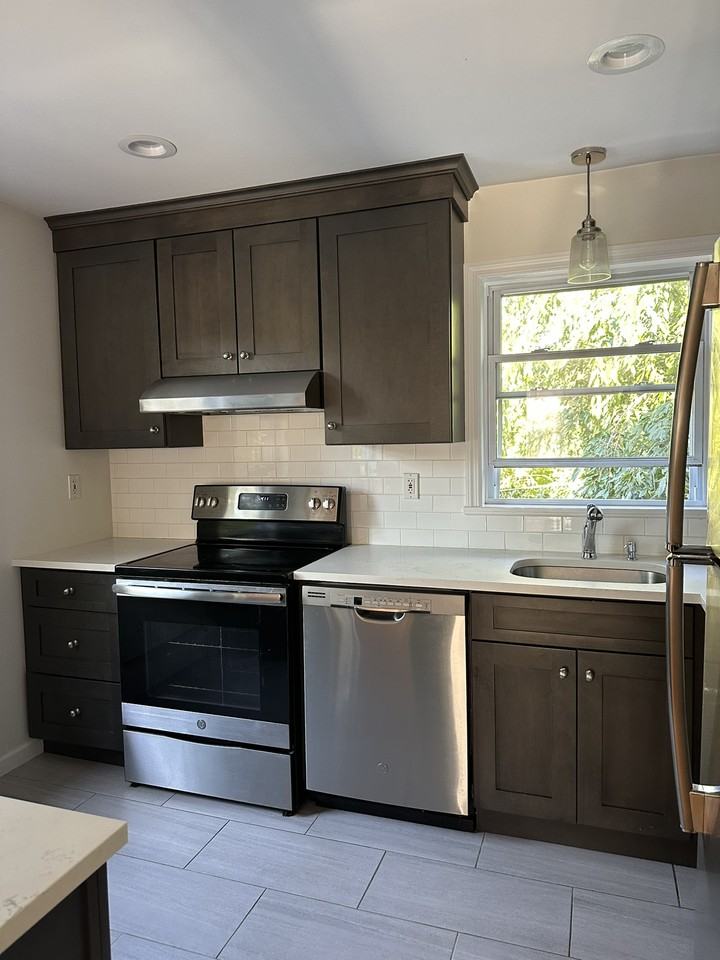 30 Summit Rd #2ndFL - Photo 2 of 13