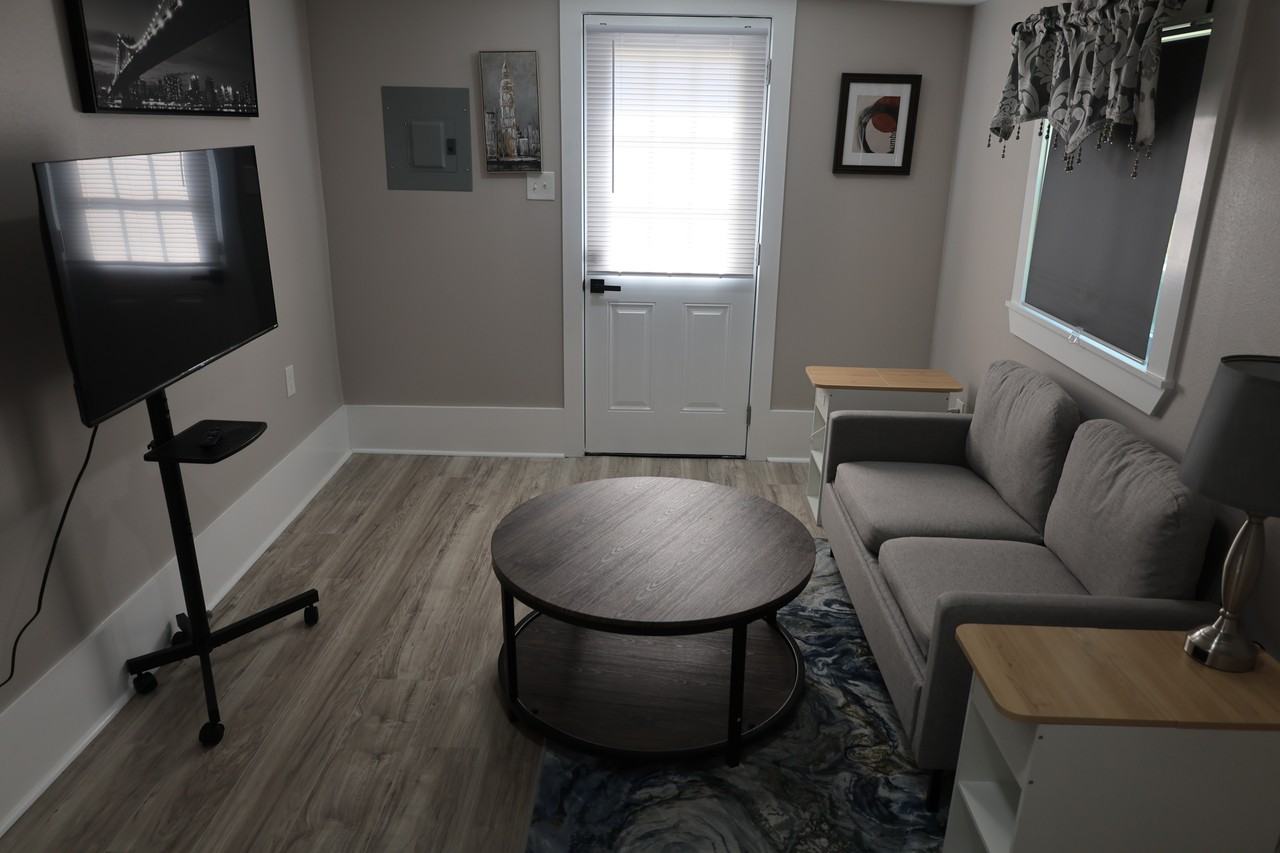 4119 La Salle Street - Photo 2 of 13