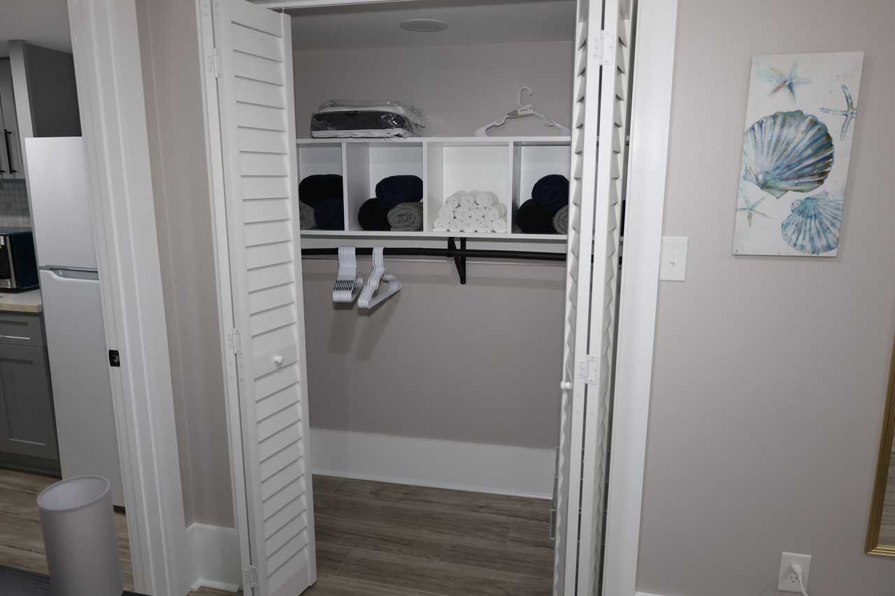 4119 La Salle Street - Photo 5 of 13