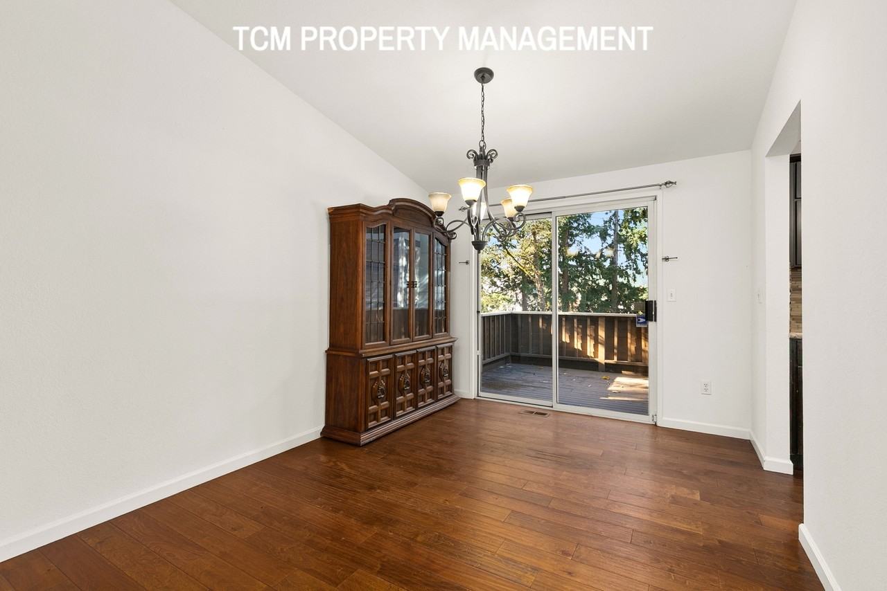 15703 Midvale Ave N #NA - Photo 7 of 25