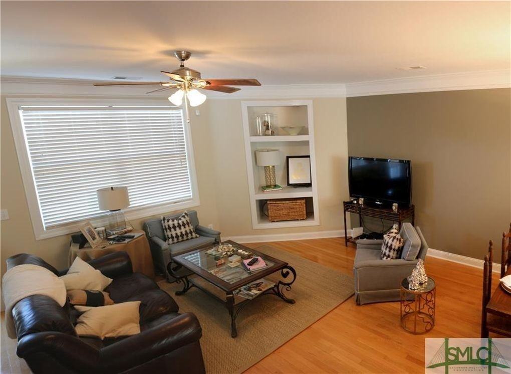 213 Lakeview Drive - Photo 3 of 11