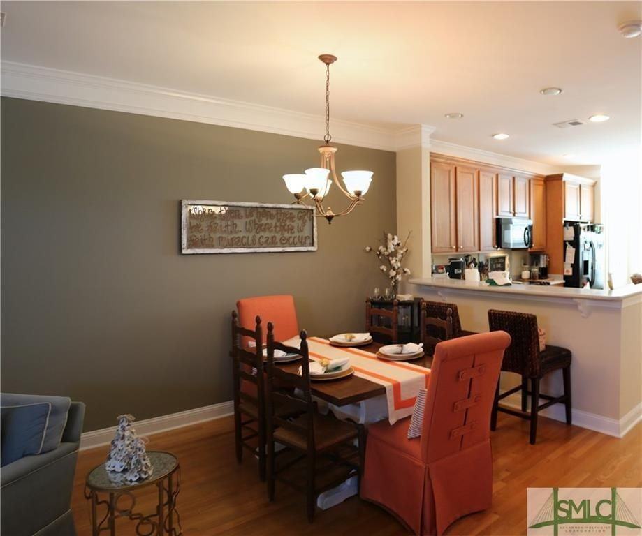 213 Lakeview Drive - Photo 6 of 11