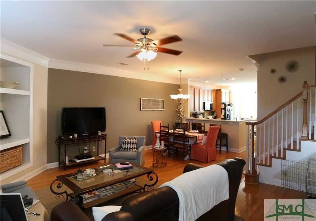 213 Lakeview Drive - Photo 7 of 11