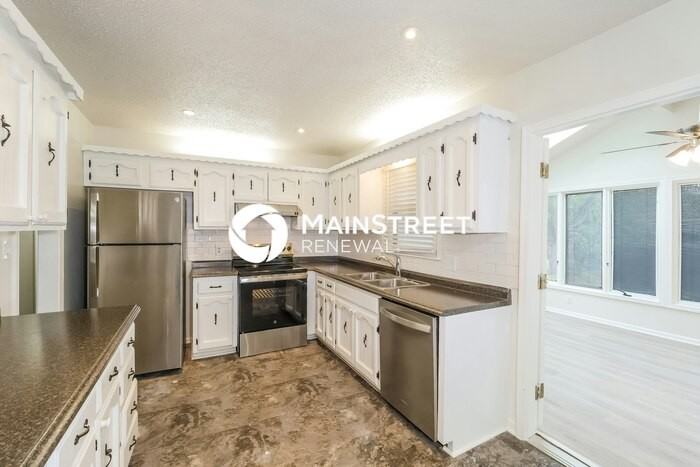 7616 North Serene Avenue - Photo 5 of 19