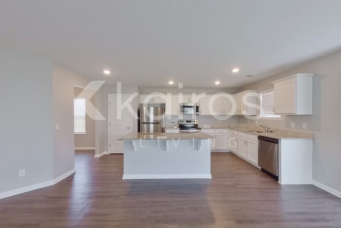 210 Western Red Cedar Dr - Photo 7 of 26