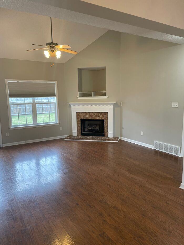 5228 Toni Rose Dr - Photo 5 of 28