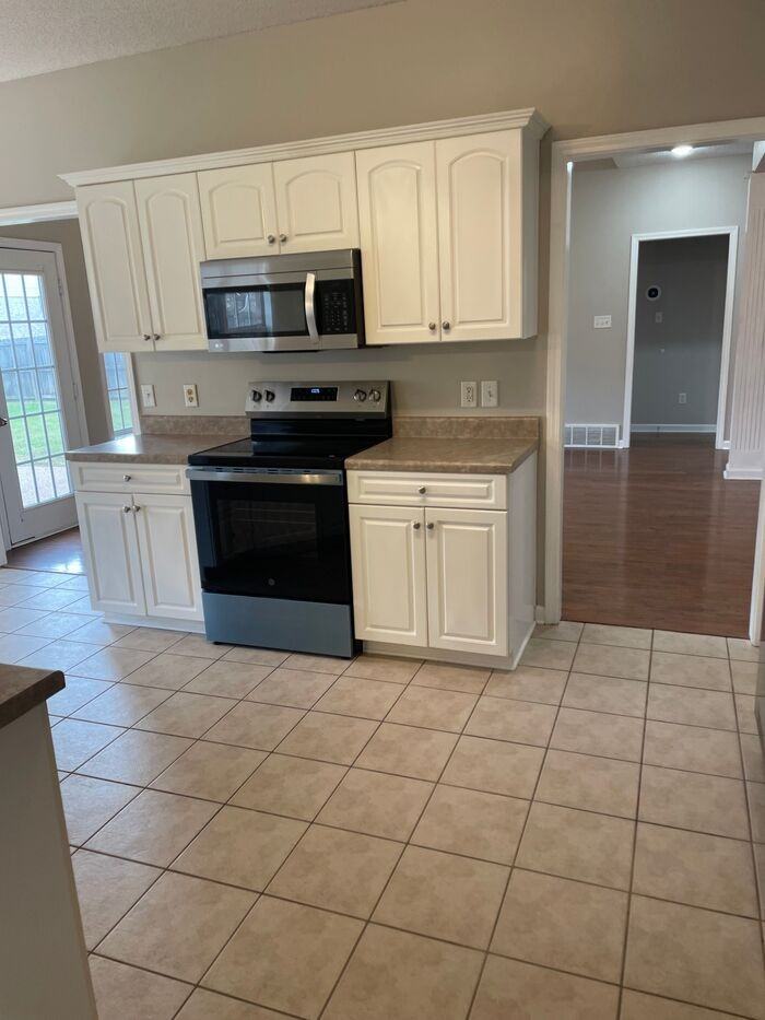 5228 Toni Rose Dr - Photo 7 of 28