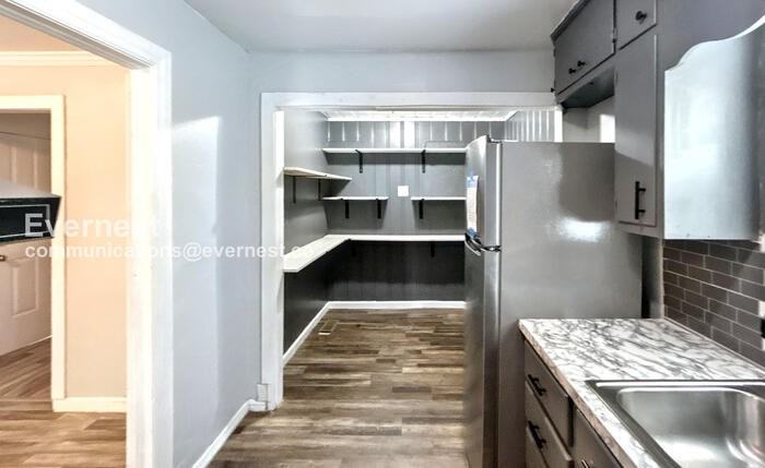 913 Meadowbrook Drive - Photo 3 of 16