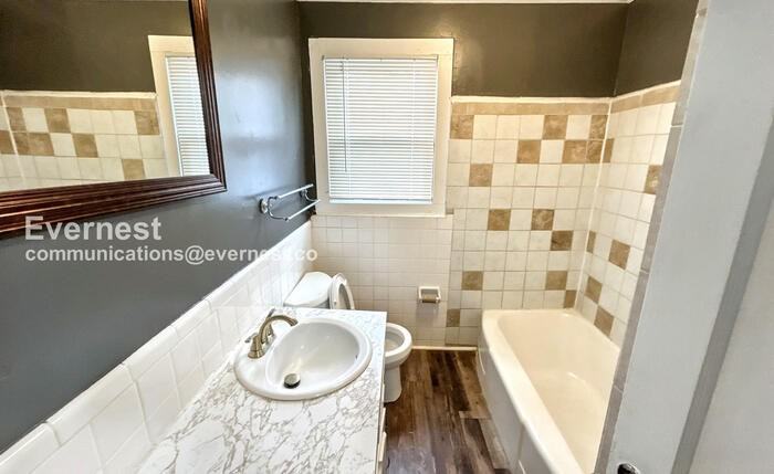 913 Meadowbrook Drive - Photo 5 of 16