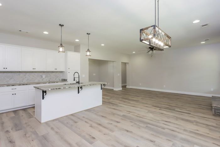 130 Lewis Rd - Photo 6 of 14