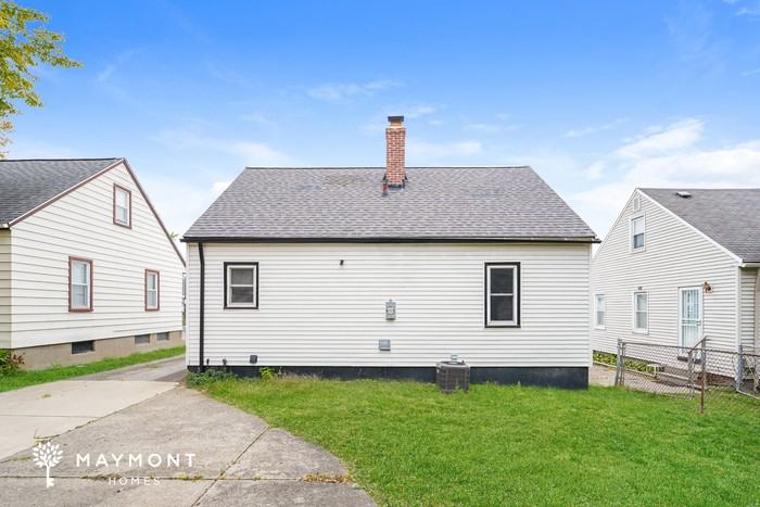 12426 Shady Oak Boulevard - Photo 3 of 3