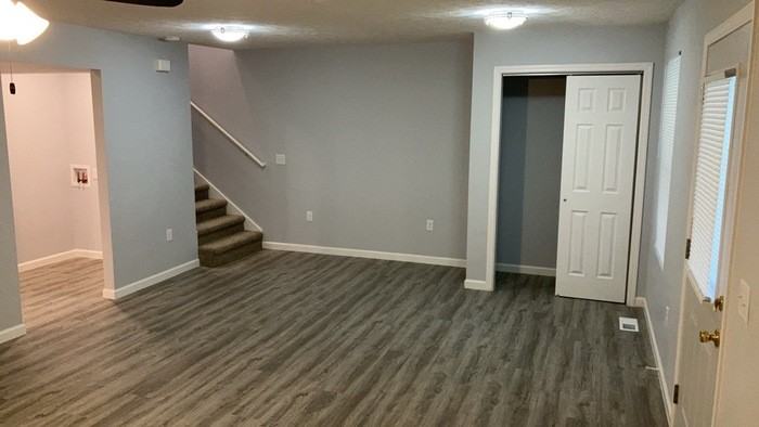 2025 Culver Ave - Photo 7 of 37