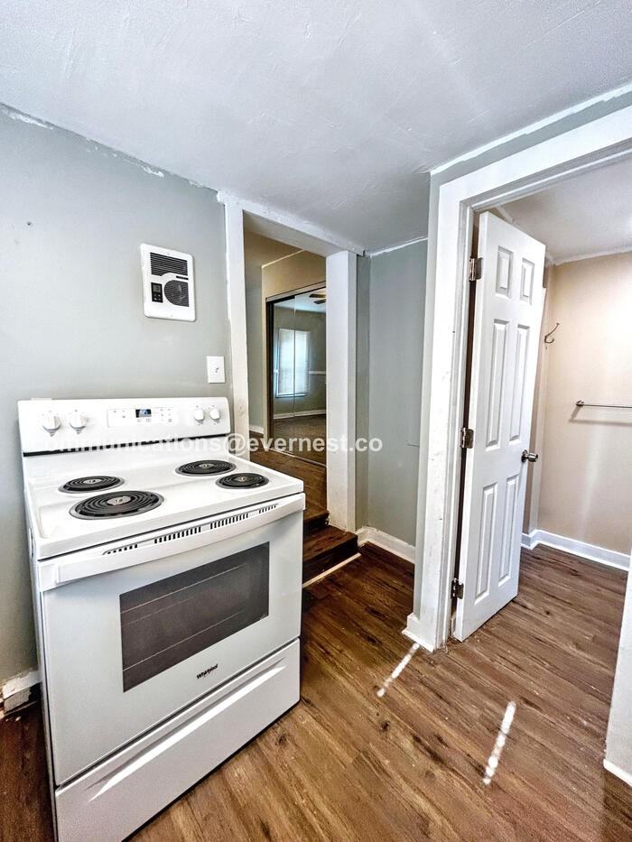 100 Chestnut Street - Photo 3 of 18