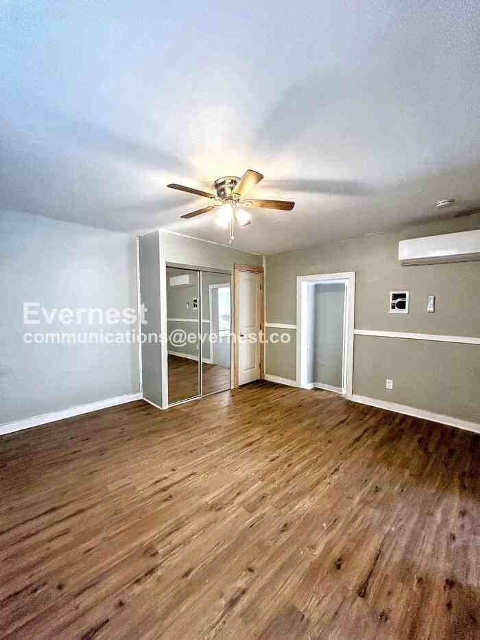 100 Chestnut Street - Photo 5 of 18