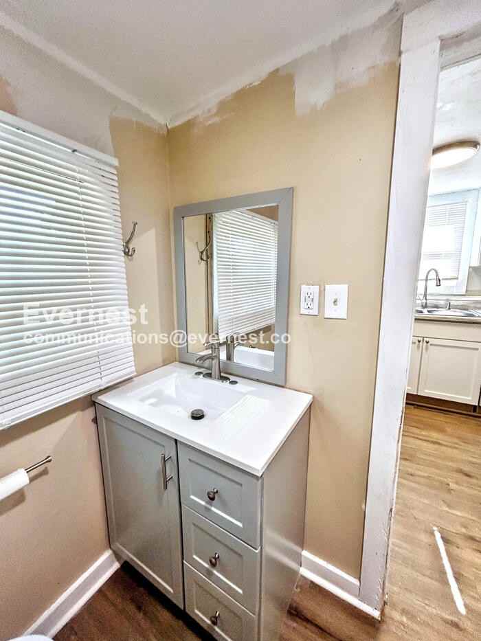 100 Chestnut Street - Photo 7 of 18