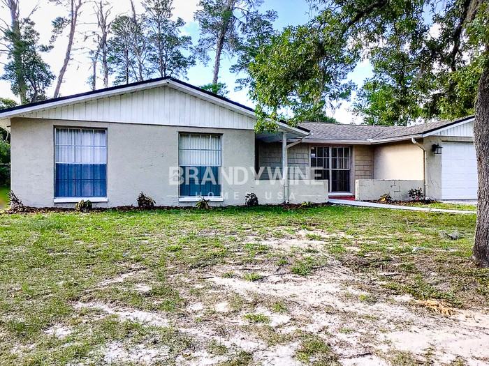 7755 Tanglewood Dr - Photo 3 of 31