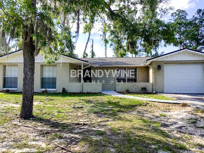 7755 Tanglewood Dr - Photo 4 of 31