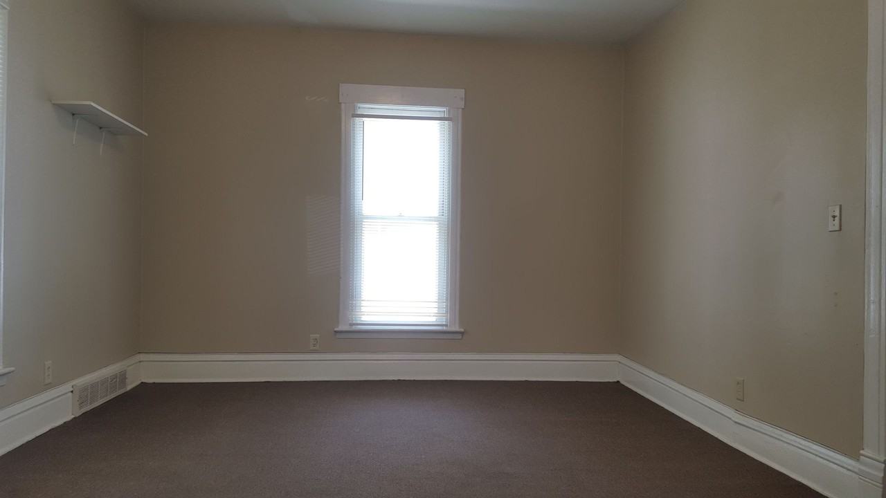 2515 Olive Street - Photo 4 of 21