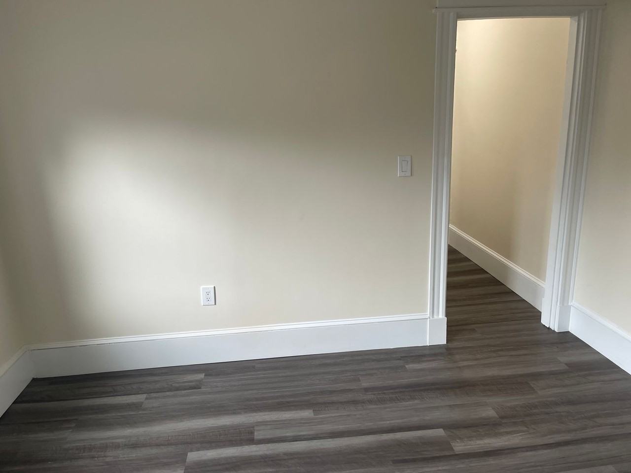 1156 Commonwealth Ave - Photo 2 of 7