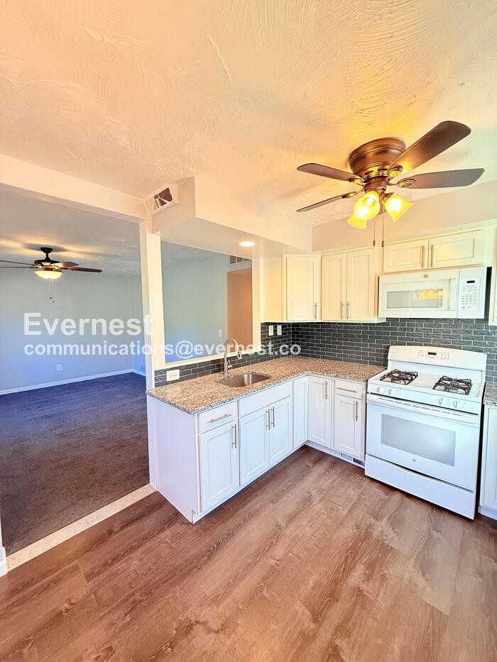 9433 Sylvia Street - Photo 3 of 27