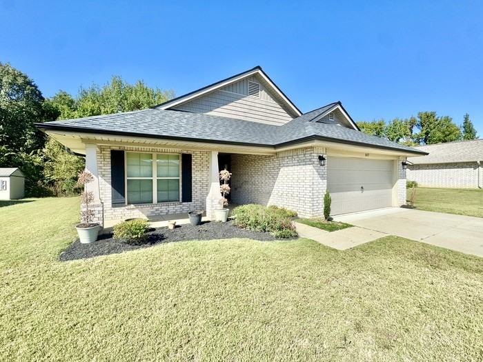 8437 Grayce Dr - Photo 2 of 35