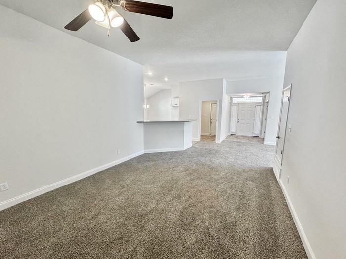 8437 Grayce Dr - Photo 7 of 35