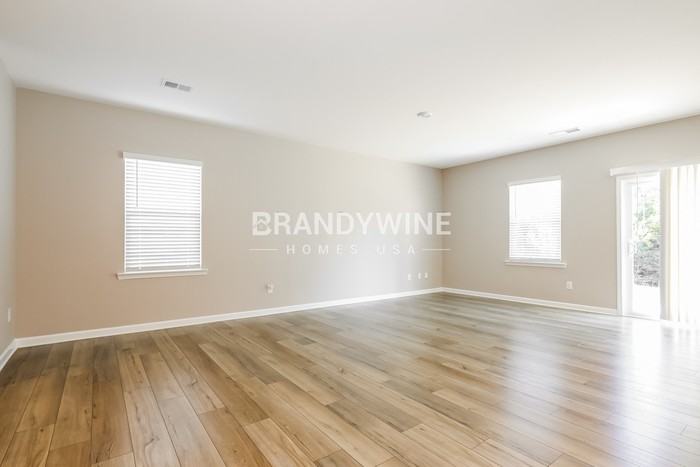 827 Gelderland Drive - Photo 3 of 22