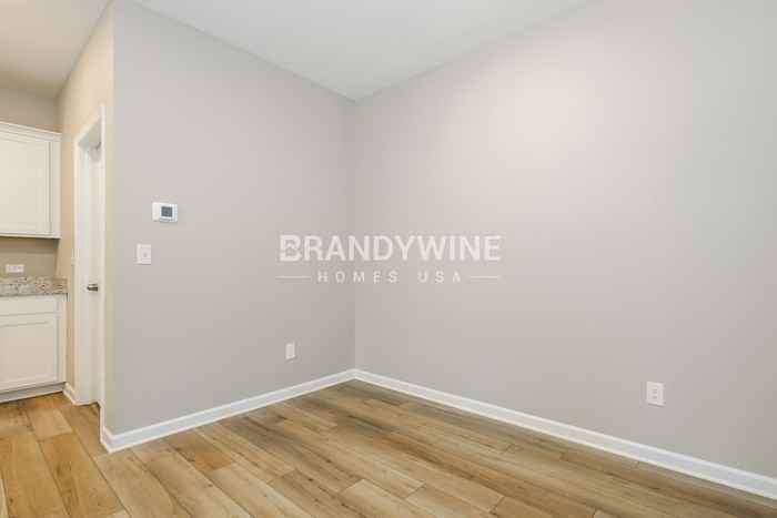 827 Gelderland Drive - Photo 6 of 22