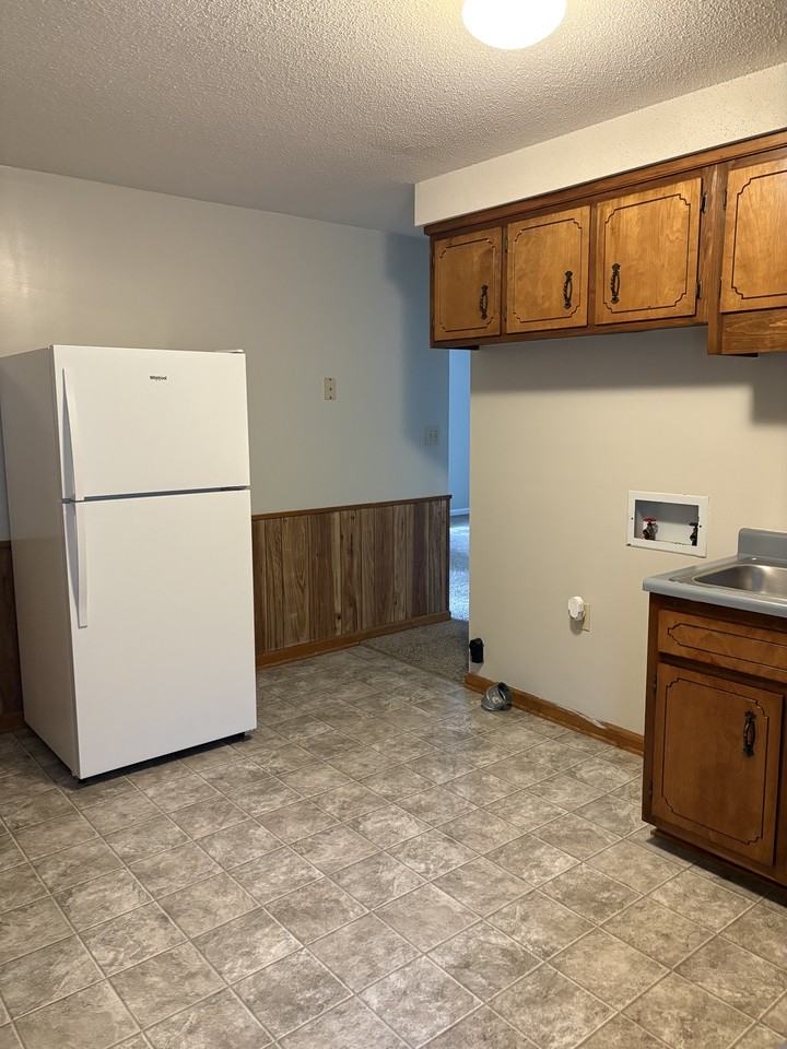 113 W Fork Dr #D - Photo 4 of 7