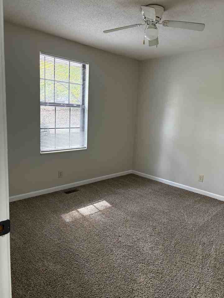 113 W Fork Dr #D - Photo 5 of 7