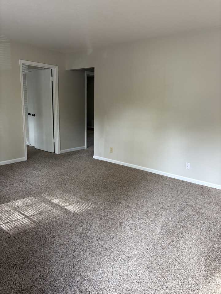 113 W Fork Dr #D - Photo 7 of 7