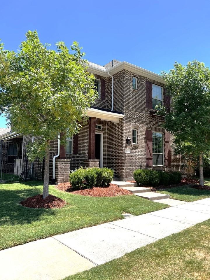 514 Evergreen Dr - Photo 2 of 50