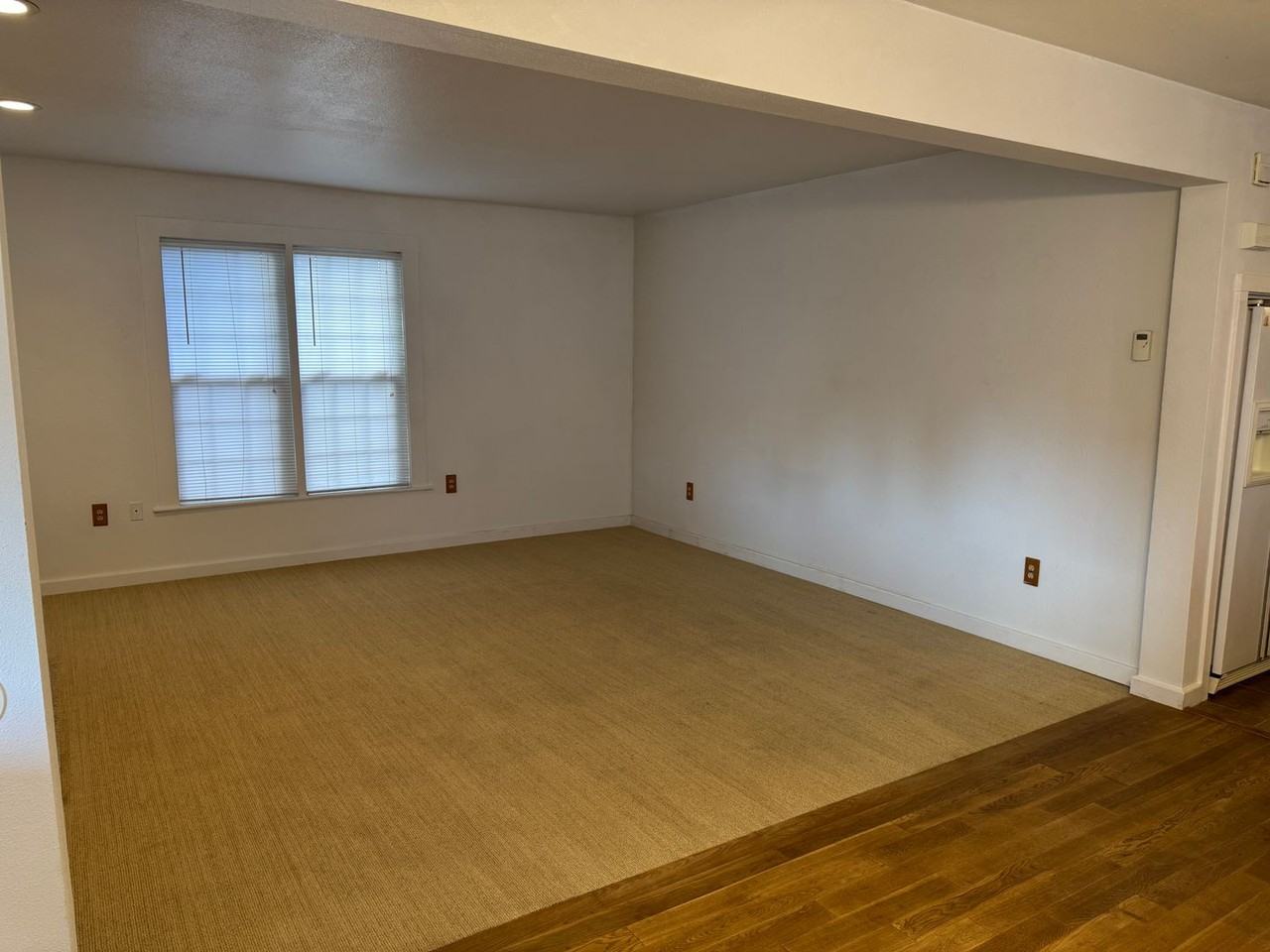 709 E Remington Dr - Photo 6 of 24