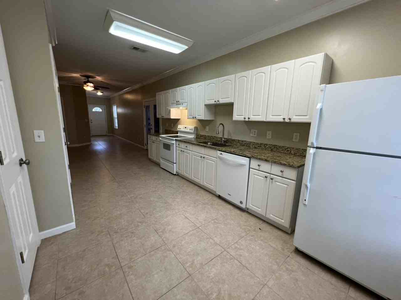 388 New Point Peter Rd - Photo 4 of 12