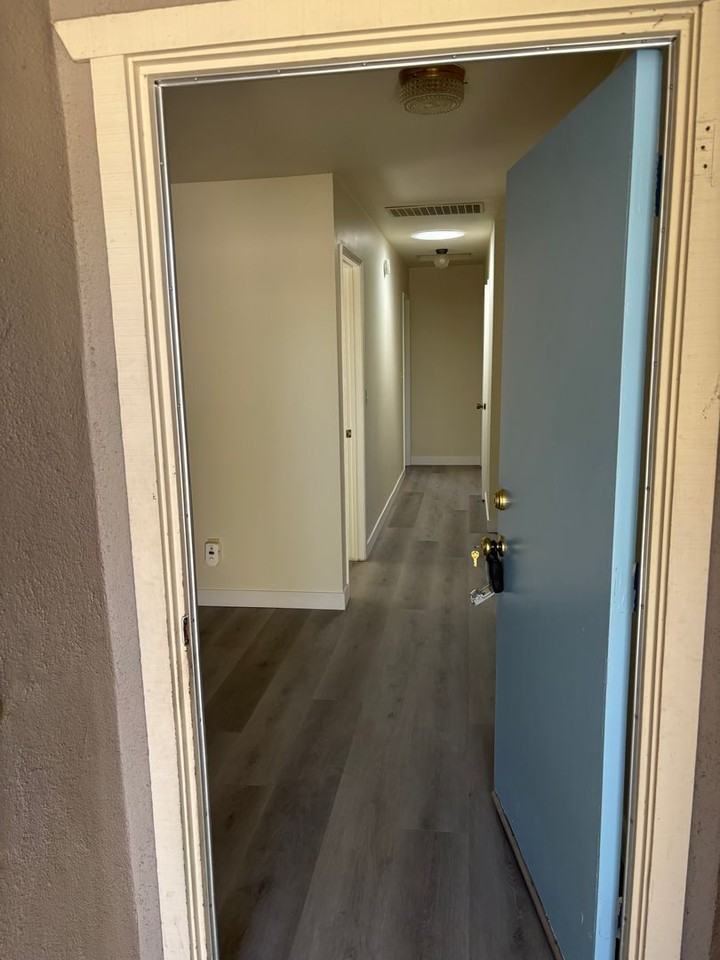 127 Mason St - Photo 2 of 19