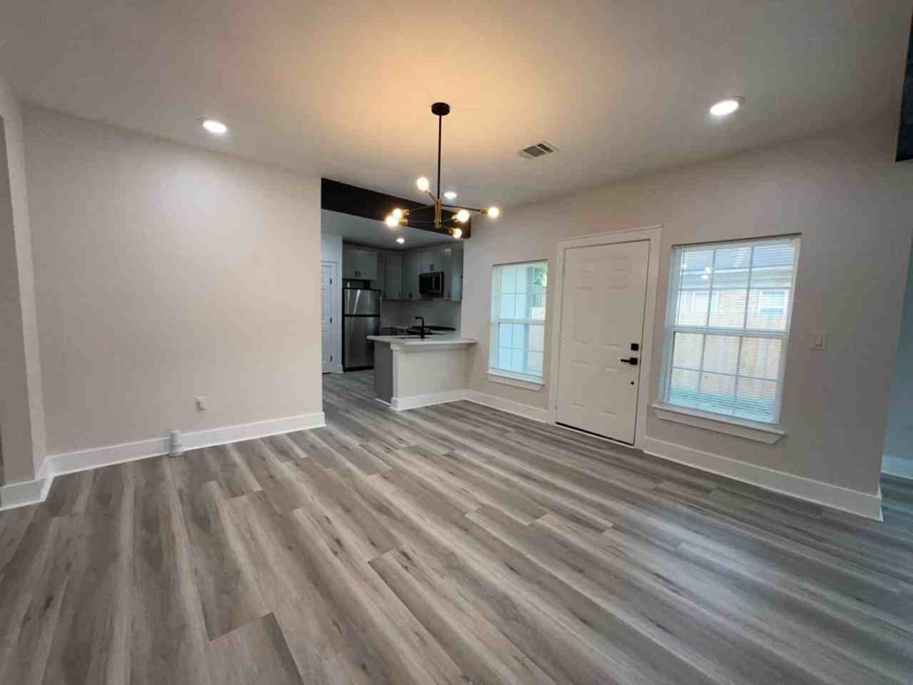 224 Everton St - Photo 6 of 26