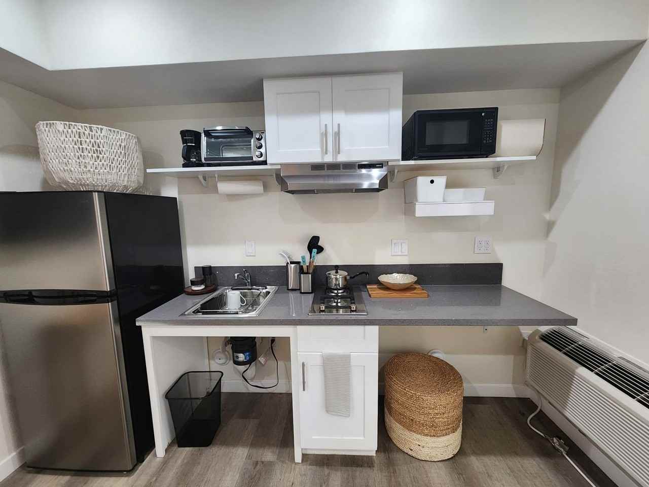 228 N Soto St - Photo 2 of 18