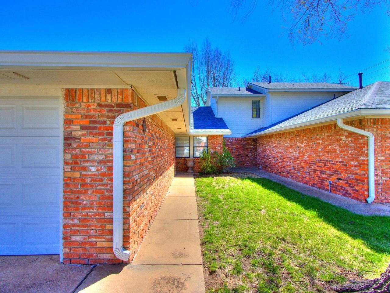 625 36th Avenue Northwest - Photo 3 of 33