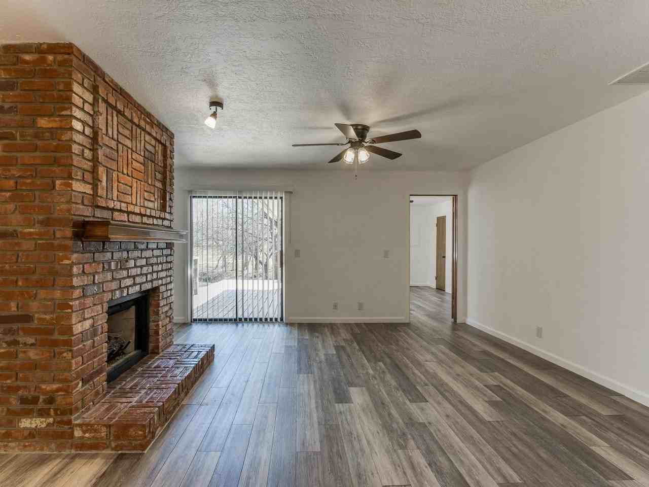 625 36th Avenue Northwest - Photo 7 of 33