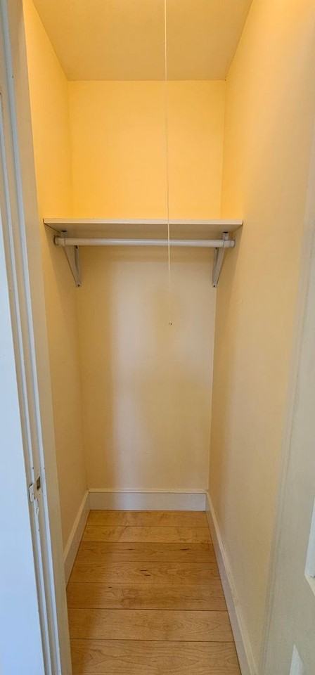 33 Pine Street - Photo 5 of 13