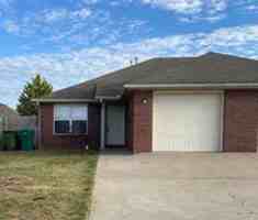 featured image of 305 E Asher Ct