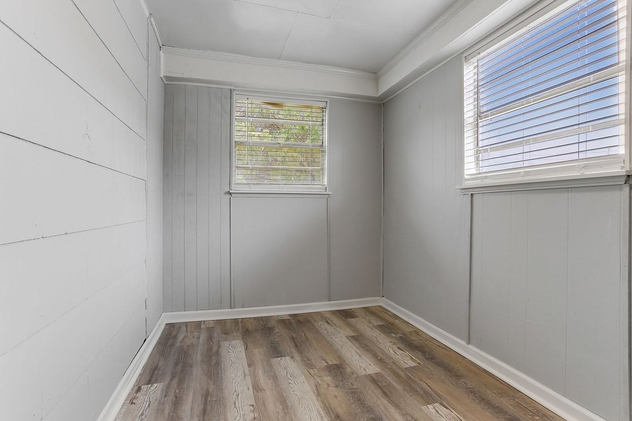 1540 Richland Rd - Photo 4 of 17